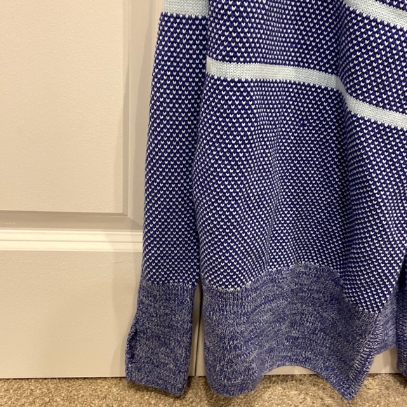 Ivivva Blue & Light Blue Asymmetrical Knit Sweater - Picture 4 of 8